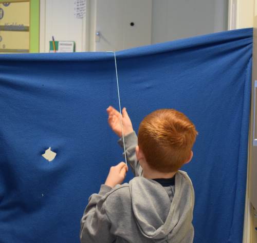 Her får barna prøvd seg som sjøsamer